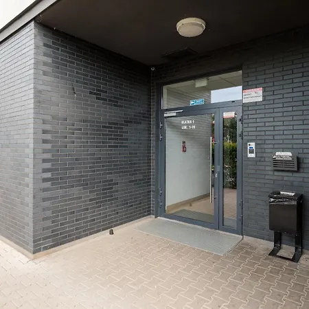 Goclaw Urban Chic By Bookinghost