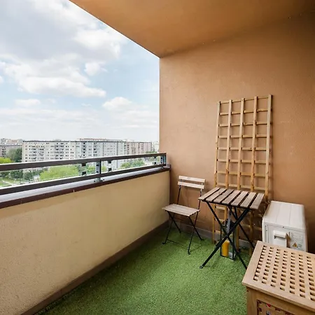 Apartment Goclaw Urban Chic By Bookinghost Warschau