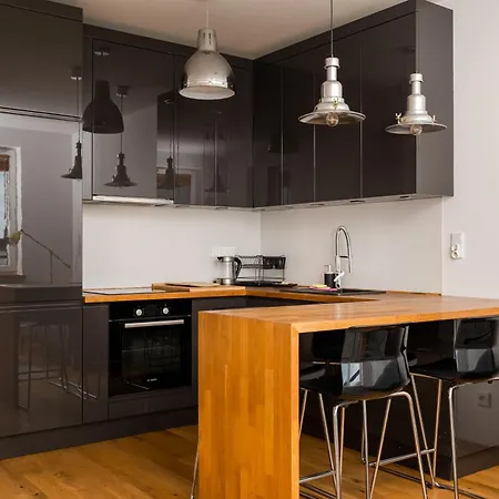 Goclaw Urban Chic By Bookinghost Varsovia